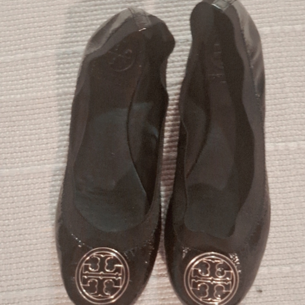 Tory Burch Glossy Black Flats with Logo